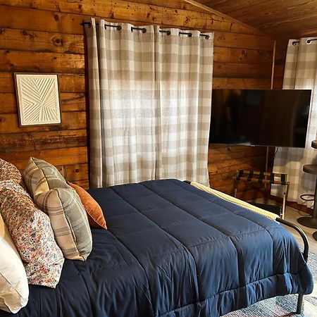 Tack Room Лаббок Экстерьер фото